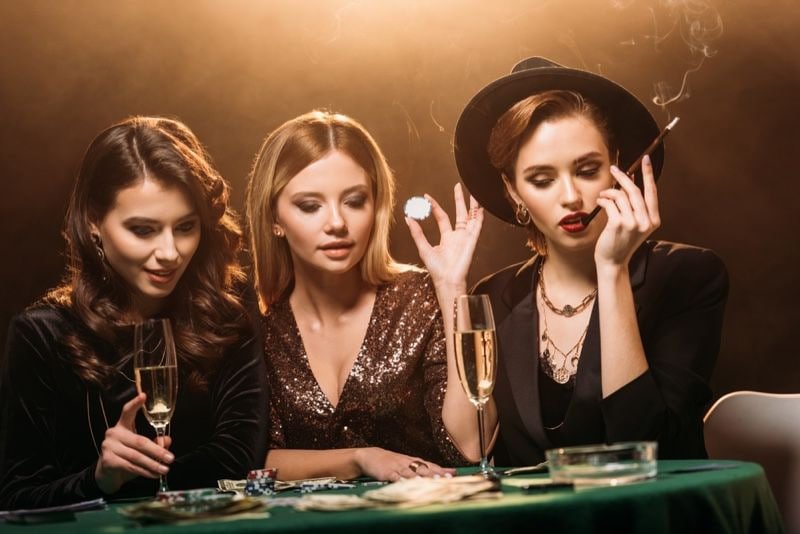 QRIS dan metode pembayaran nasional di rajadewa slot